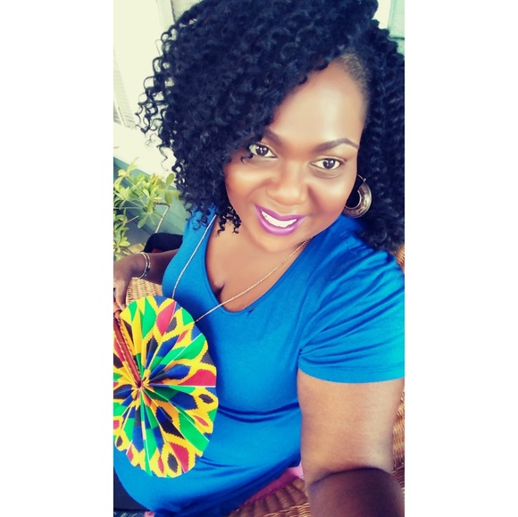 Meet your Posher, Jazz Nikole - Picture 2 of 4